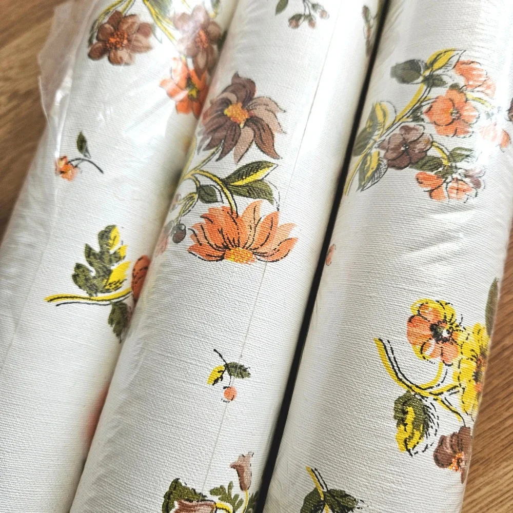 Vintage Borden Wall-Tex Floral Wallpaper 3 Rolls Fabric Backed Vinyl 70s Orange